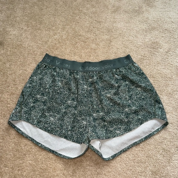 Outdoor Voices Pants - Outdoor Voices Relay Shorts